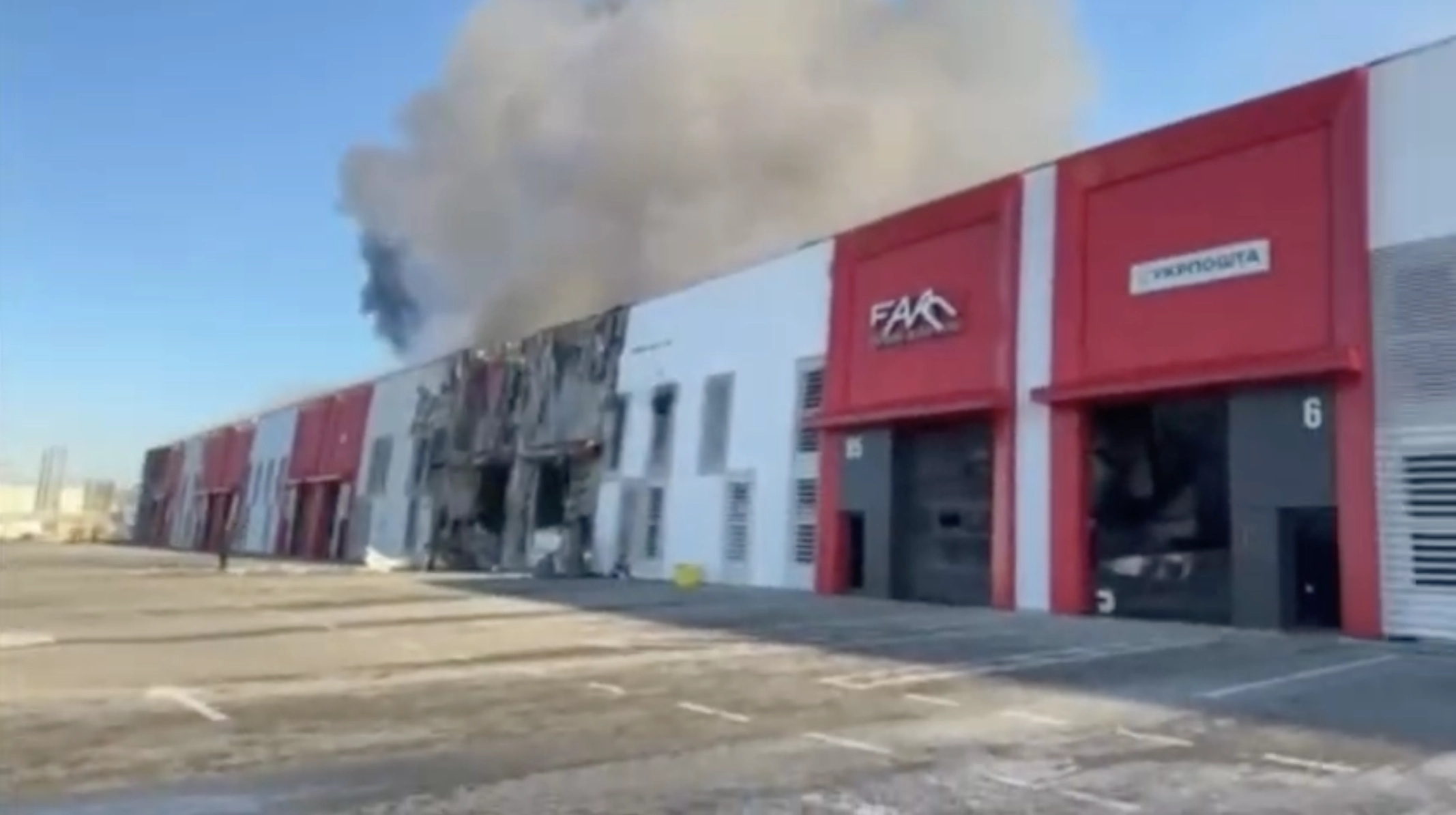 Russia Destroys State-Owned Ukrposhta Postal Branch in Lviv – 900 Parcels Lost