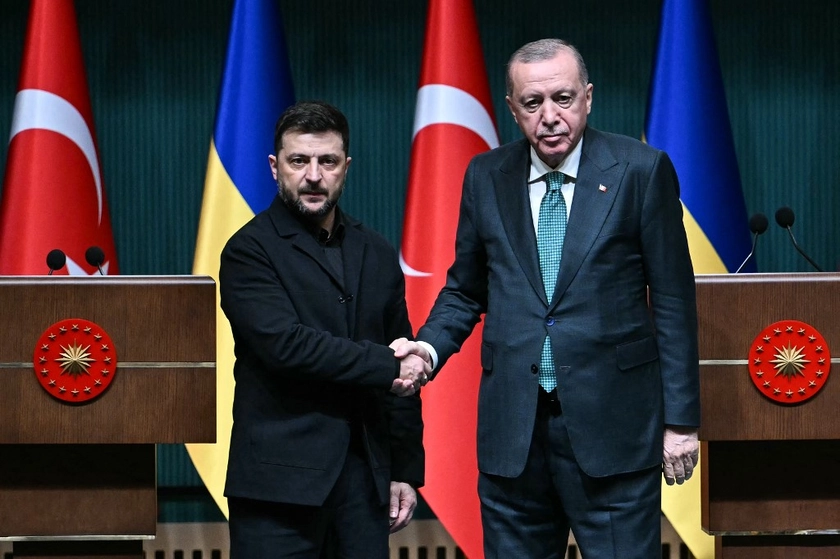 Erdoğan and Zelensky Talk Peace Talks and Prisoner Swaps in Ankara