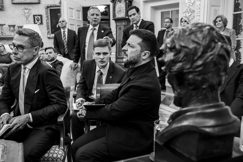 Адміністрація Трампа поінформує європейських союзників про мирний план щодо України в неділю, - джерела