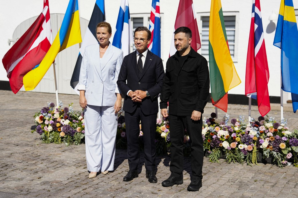 Nordic, Baltic Leaders Vow to Back Ukraine amid Controversial Trump Peace Plan