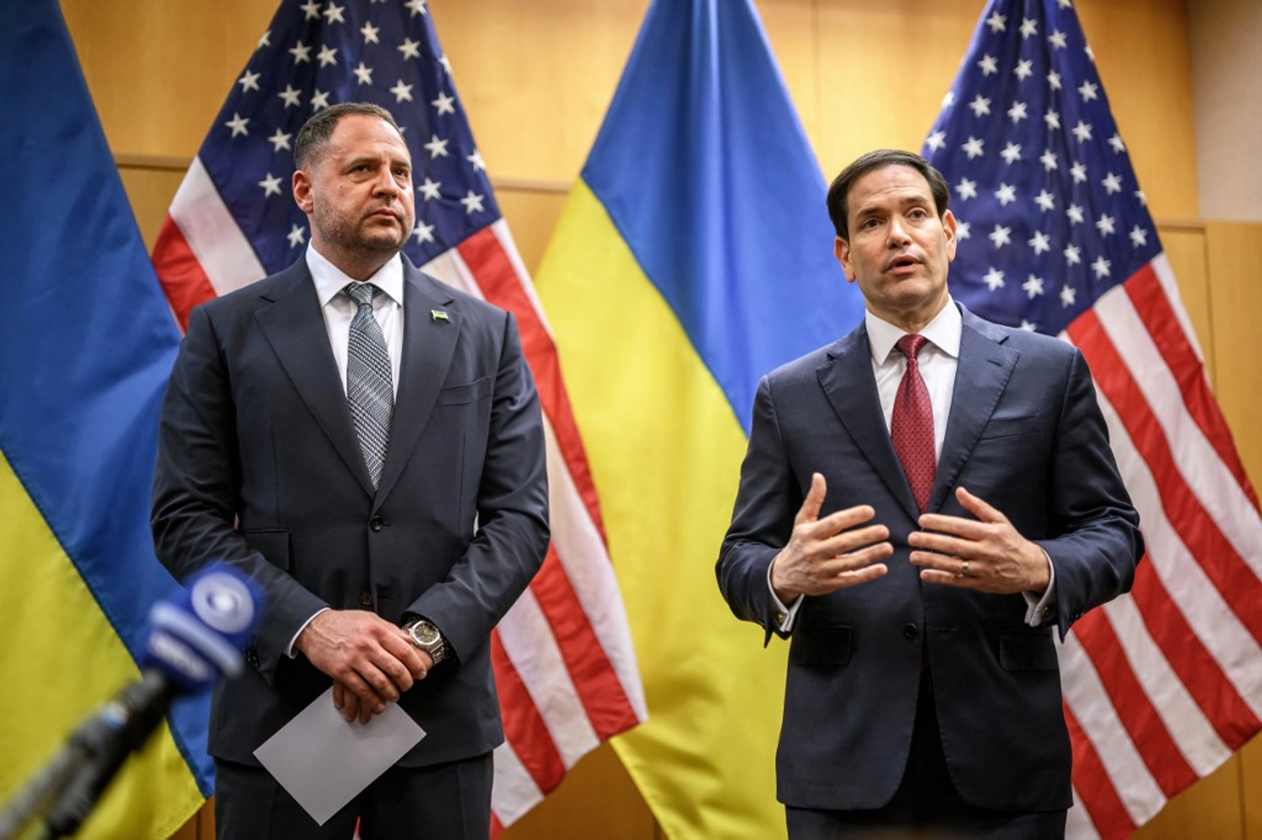 Україна та США в Женеві узгодили оновлений рамковий документ щодо миру