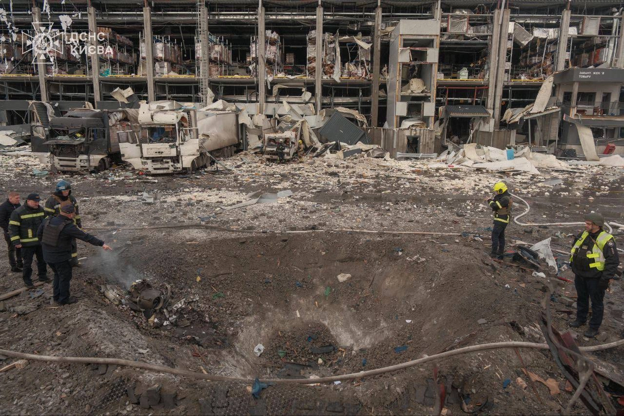 Russia Slams Kyiv, Chornomorsk Port in Overnight Strikes, Damaging Key Facilities and Killing Workers