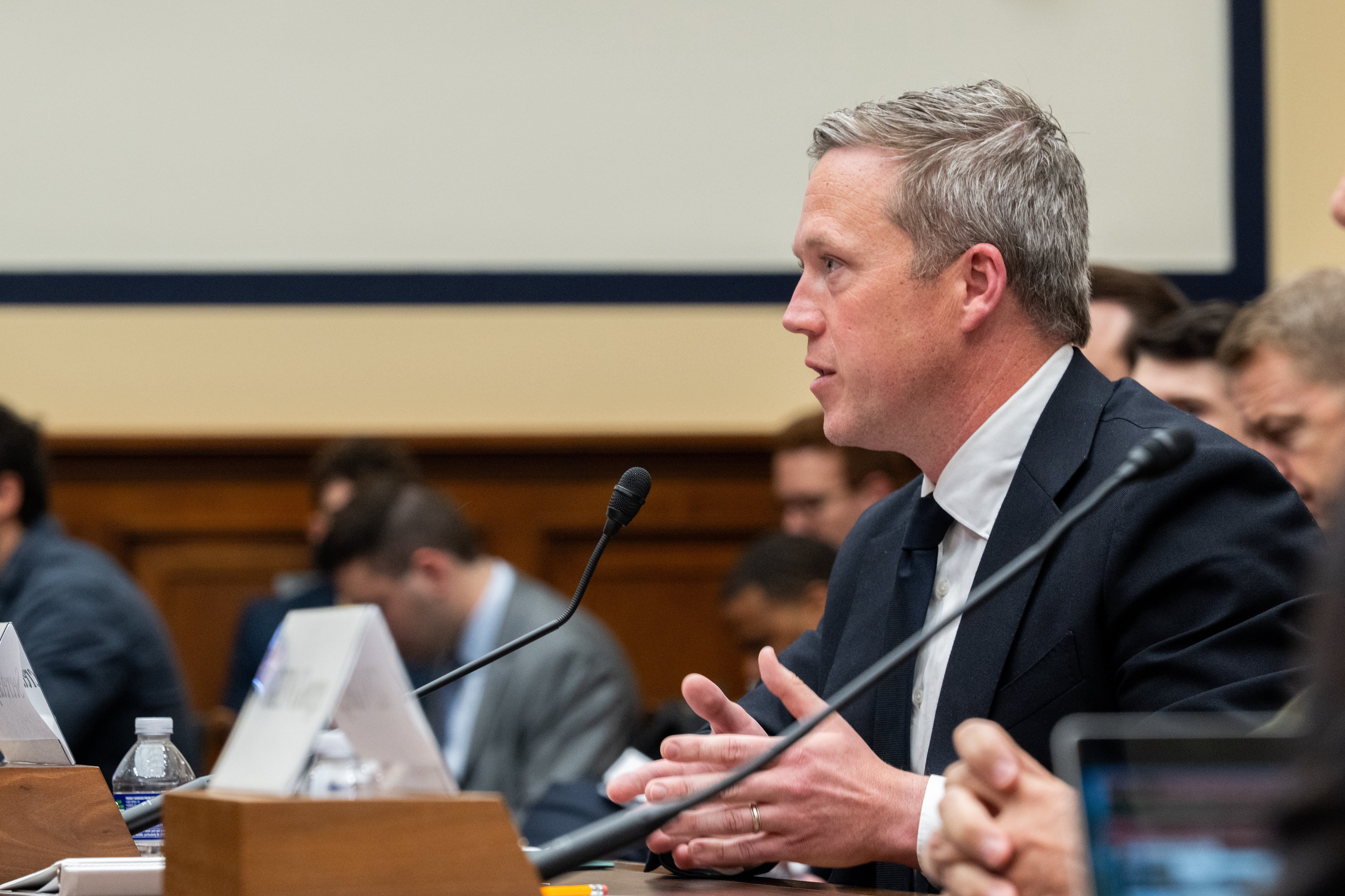 Driscoll Meets Russians in Abu Dhabi as Peace Plan Shrinks to 19 Points