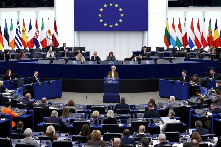 Європарламент вимагає лідерства ЄС у мирному плані та гарантій НАТО для України