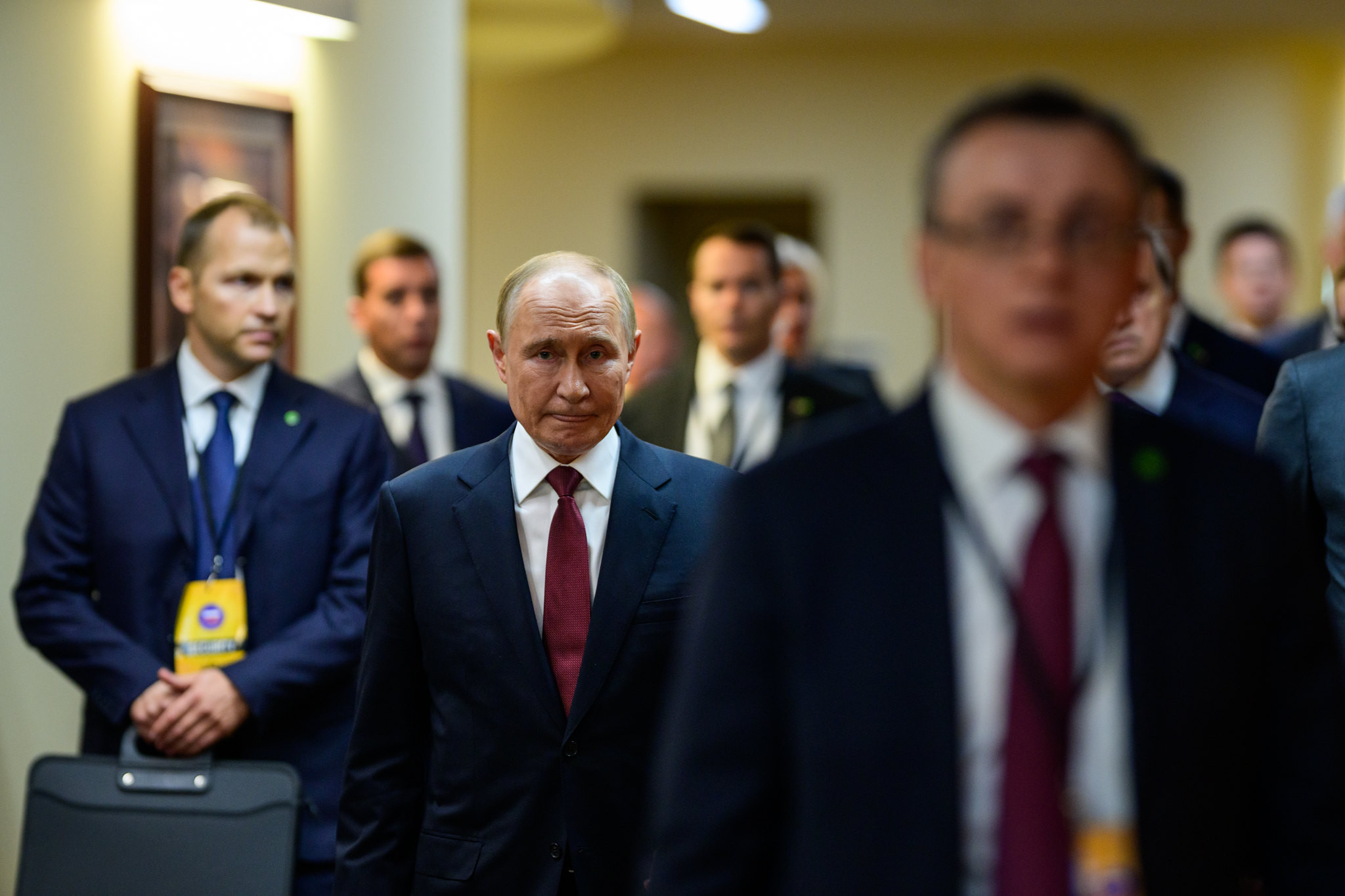 Former US Officials Demand ‘Hard Belly’ from West to Counter Putin in Ukraine