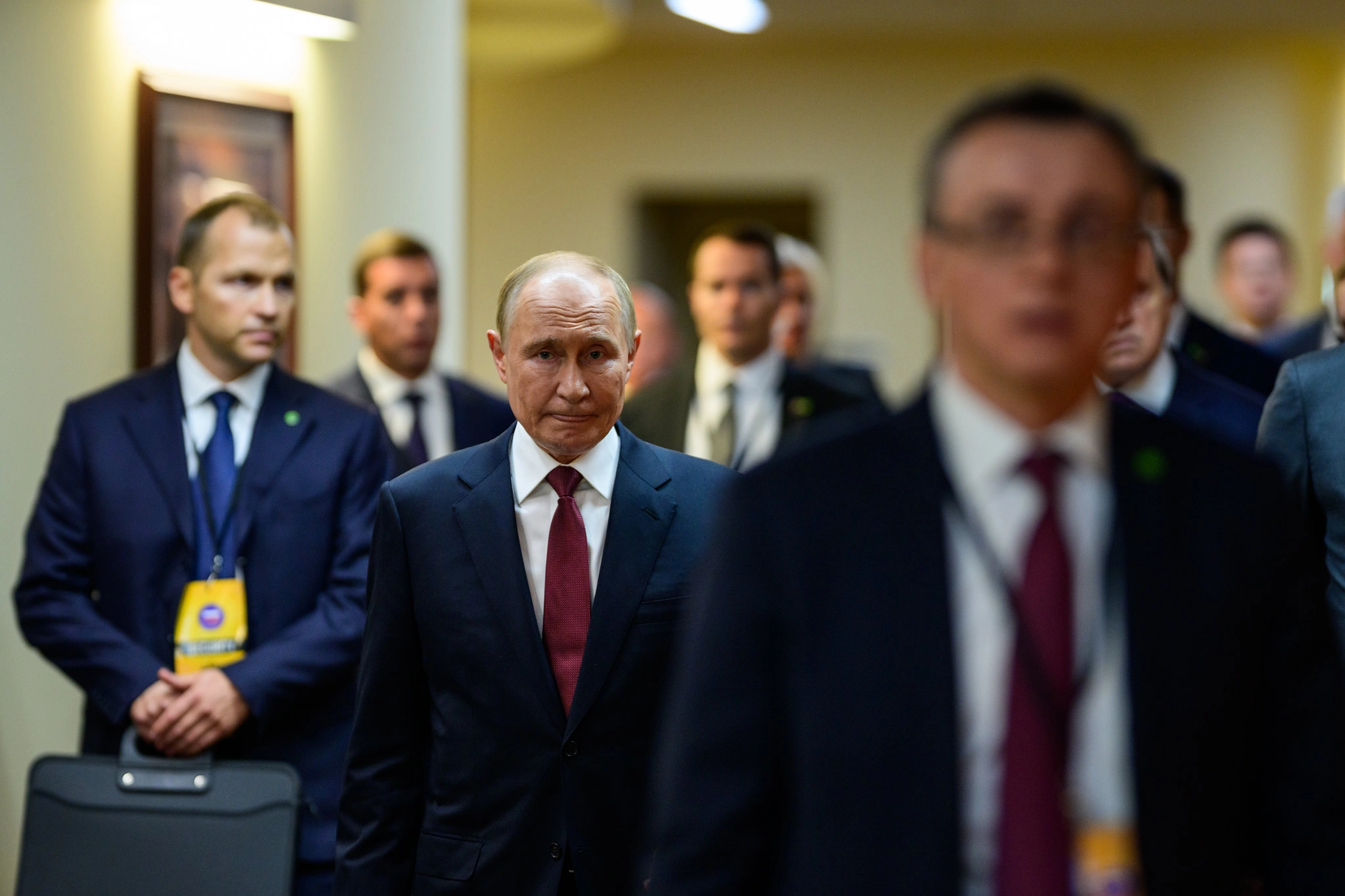 Former US Officials Demand ‘Hard Belly’ from West to Counter Putin in Ukraine