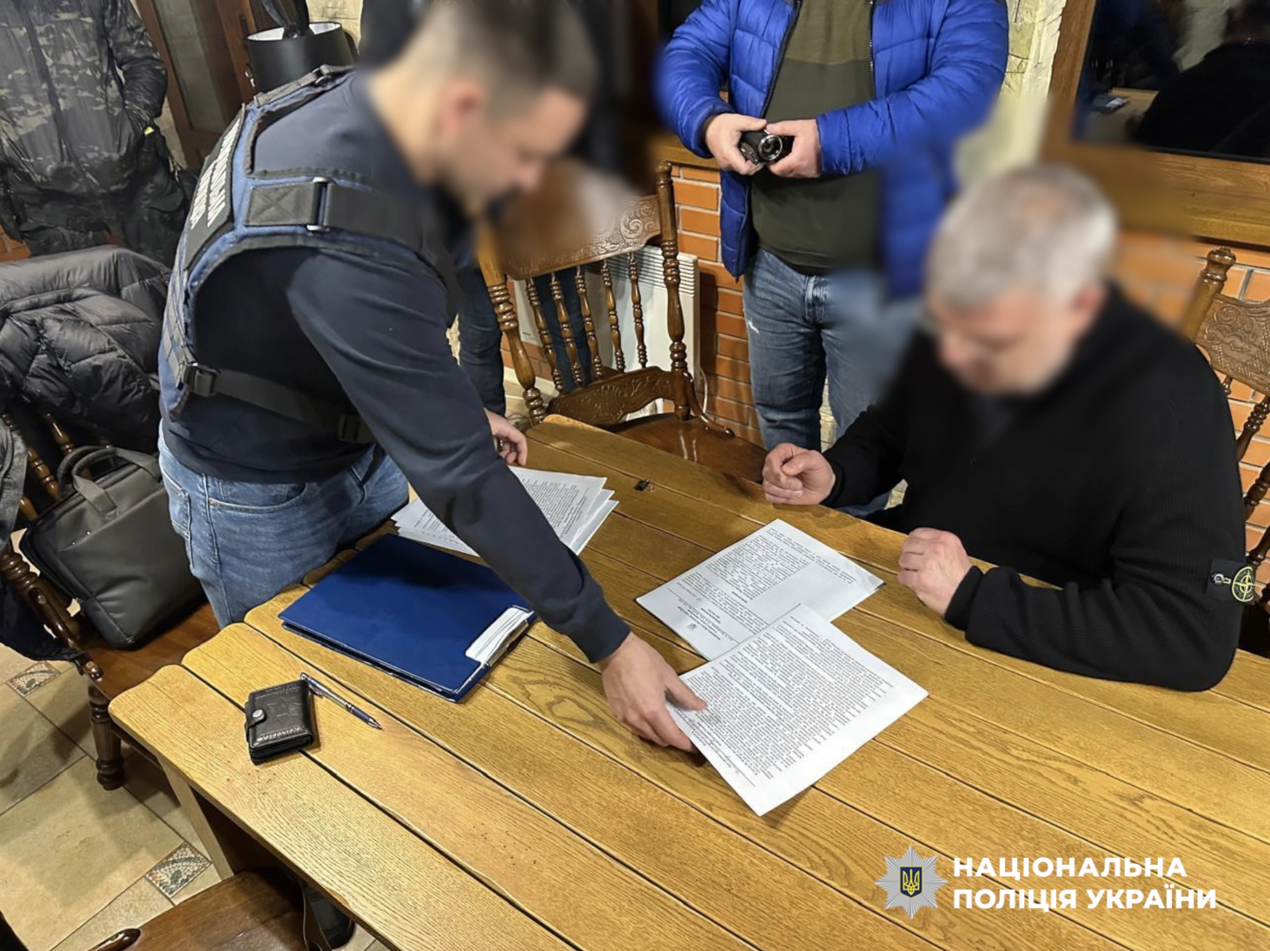 Нацполіція викрила злочинну групу, яка заволоділа 15,5 млн грн, призначеними для ЗСУ