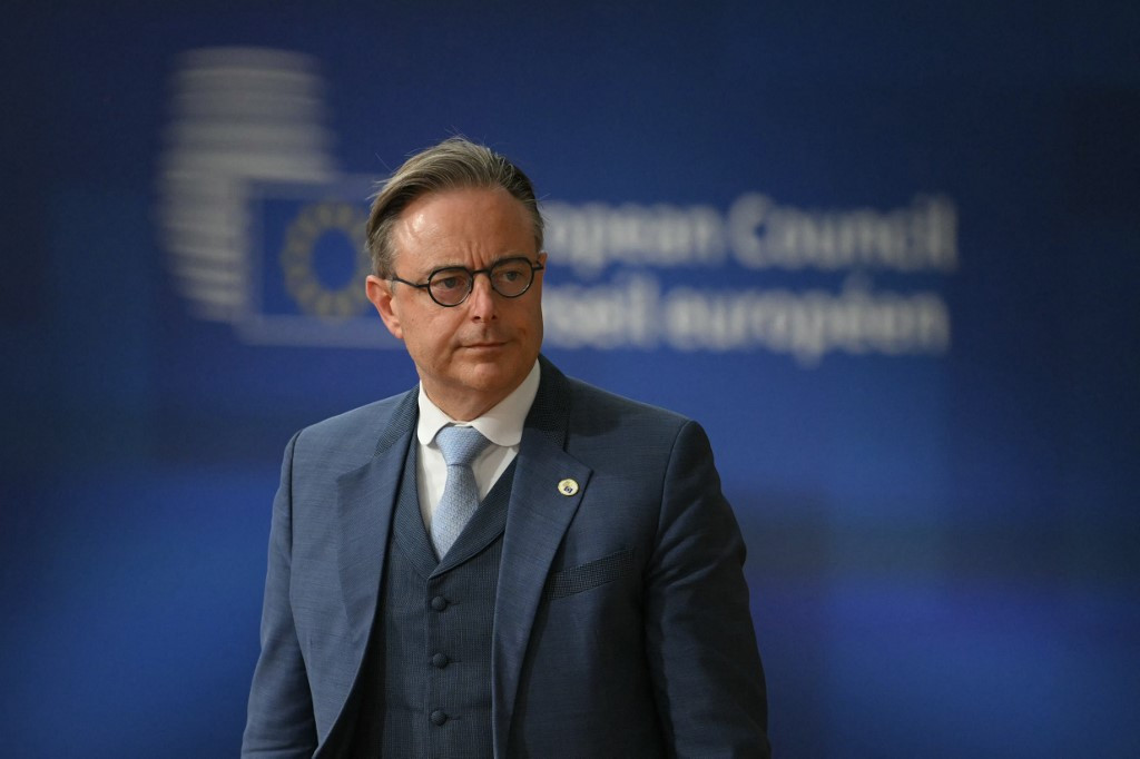 EU Aid from Frozen Russian Funds Could Backfire, Belgian PM Says