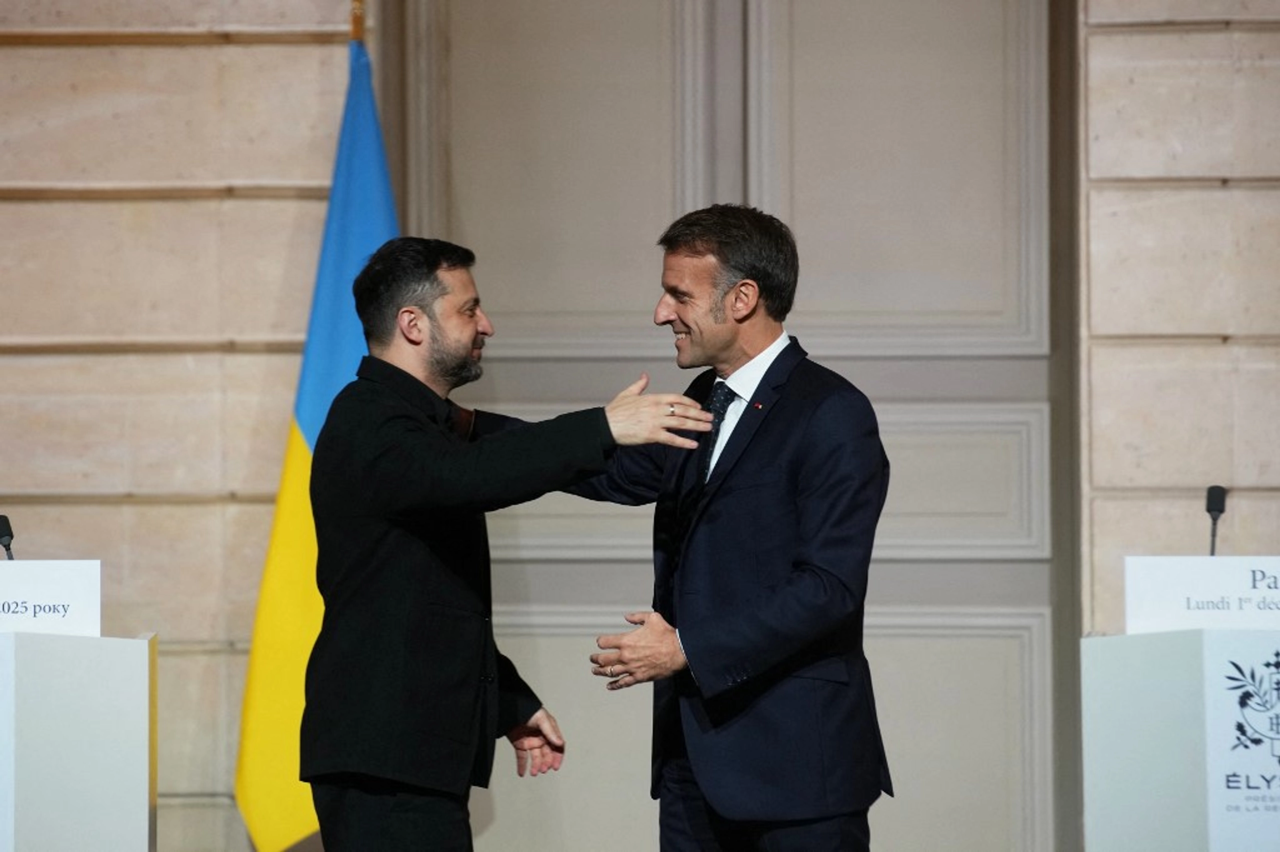 Макрон оголосив про завершення роботи над гарантіями безпеки для України