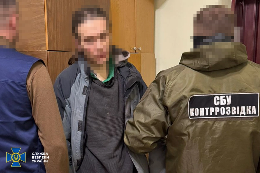 СБУ затримала агента РФ, який коригував удари по Чернівцях