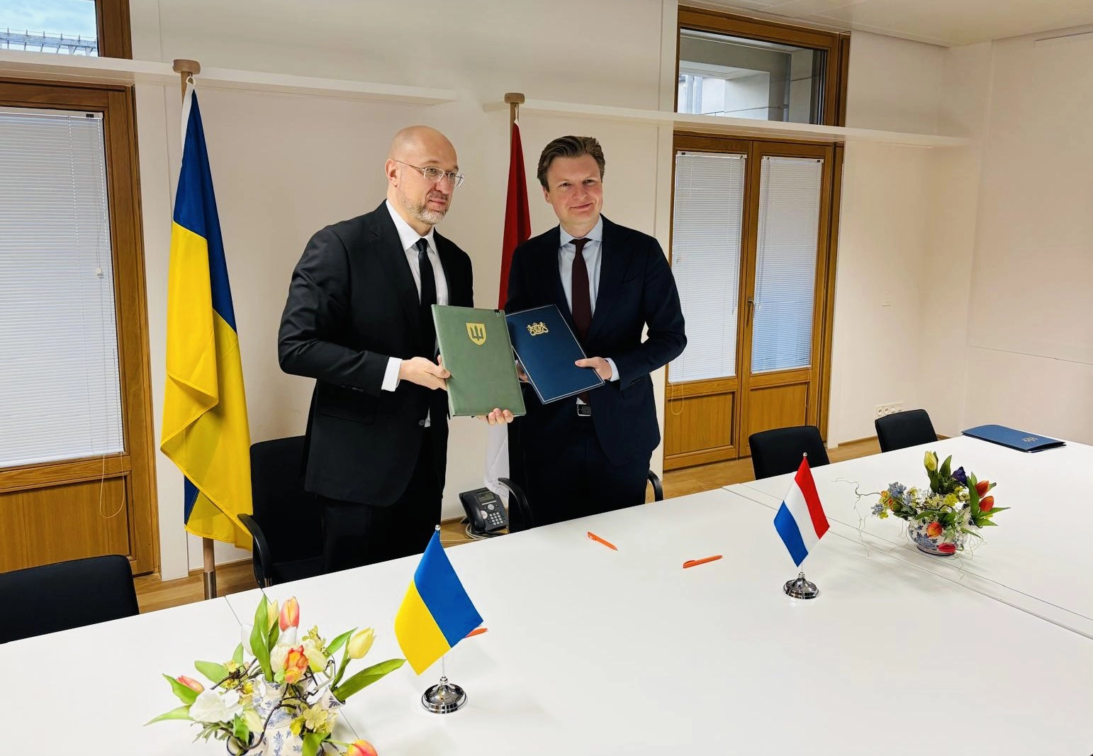 Україна та Нідерланди запускають спільне виробництво дронів