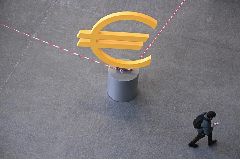 ECB Refuses to Back Reparation Loan as EU Fails to Secure Guarantees