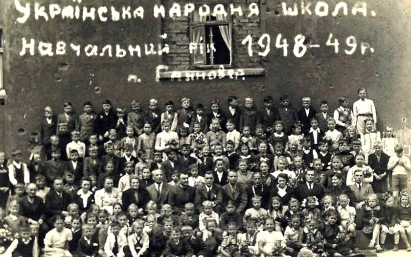 Про ідеї, інституції та ідентичності: Витоки сучасної української діаспори