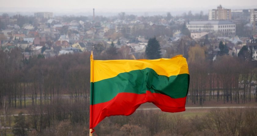 Литва може оголосити надзвичайний стан через повітряні кулі з Білорусі