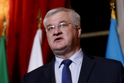 Ukraine Offers Romania Drone Defense Cooperation After Russian Drone Hits Apartment Block