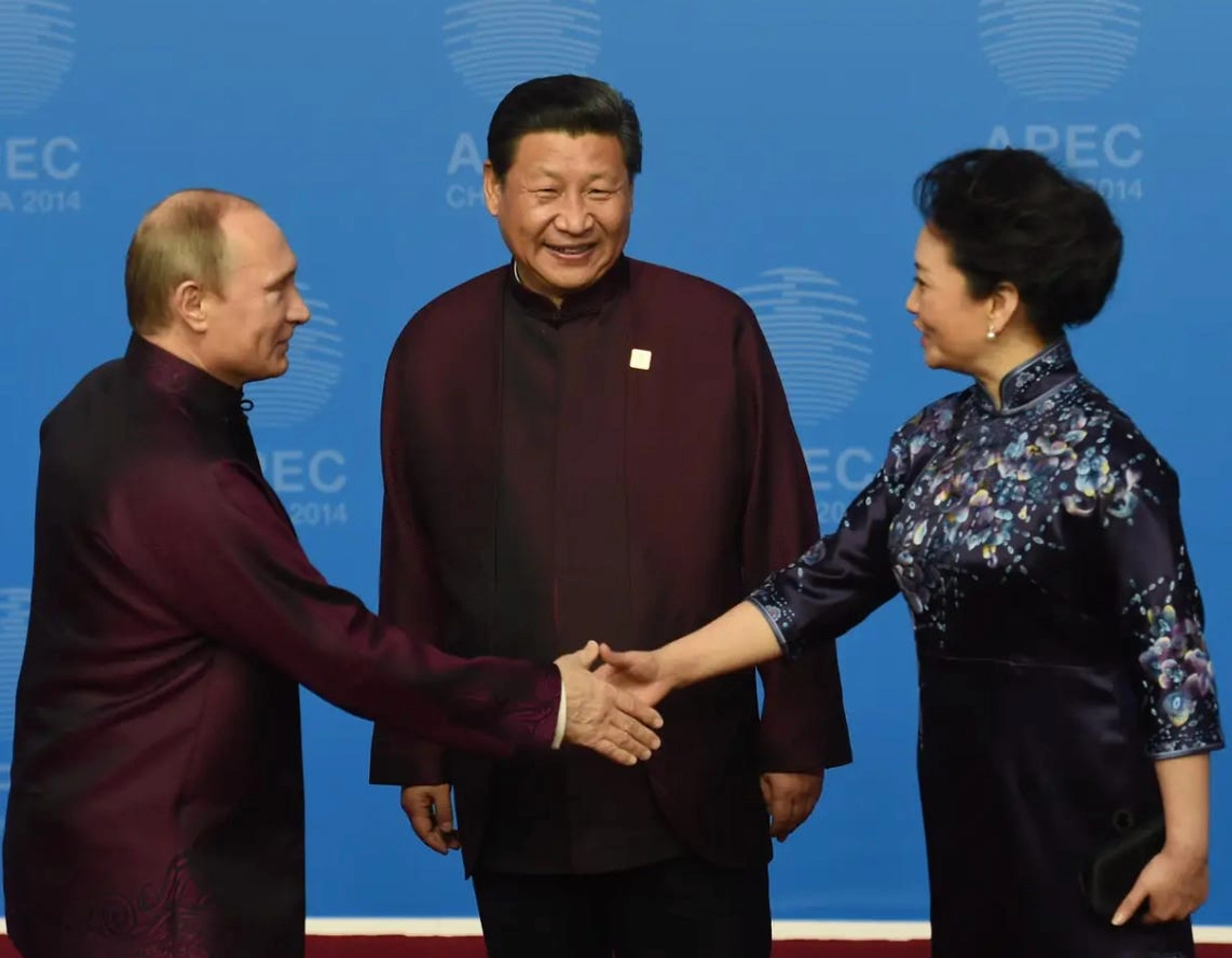 Xi Jinping and Putin have a long-running bromance. Xi started calling Putin his best friend in 2013. Xi is overjoyed with Putin meeting his wife. Note the look on Putin's face as he gazes at Xi in the bottom right hand corner.
