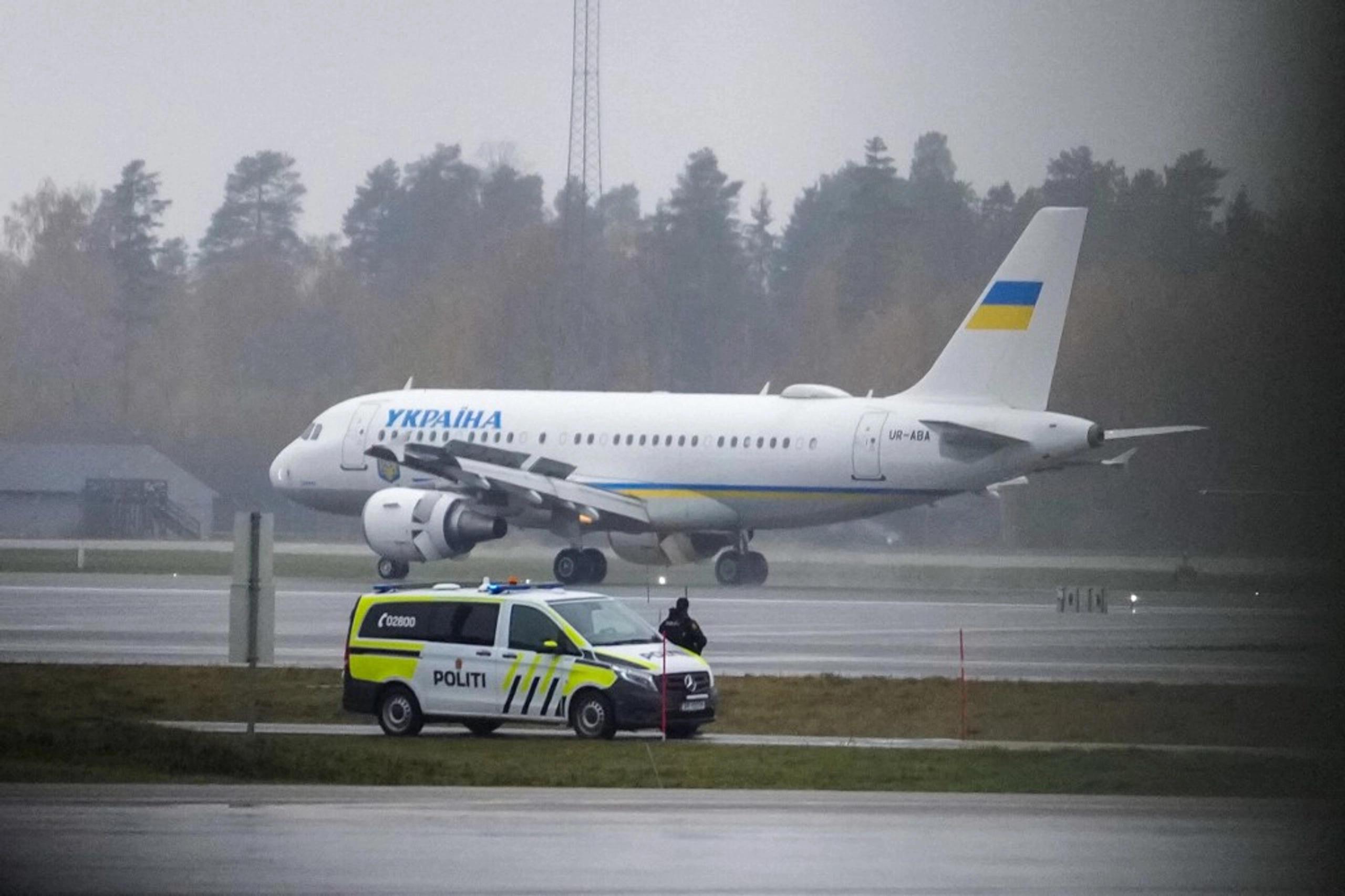 Military-Style Drones Near Zelensky’s Flight Path Reportedly Triggered Security Incident in Dublin