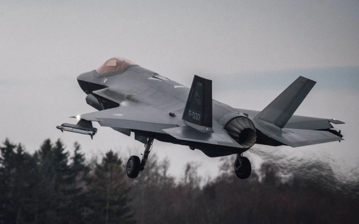 Нідерланди піднімали в небо винищувачі F-35 через повідомлення про дрон
