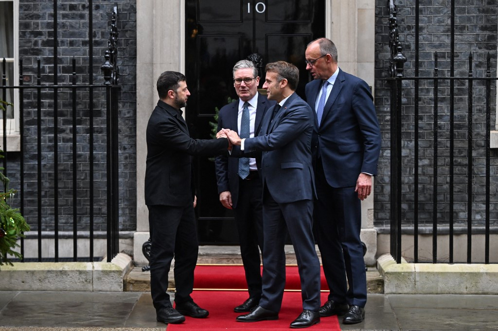 Russian Spy Service Claims UK, France Eye Nuclear Option for Ukraine