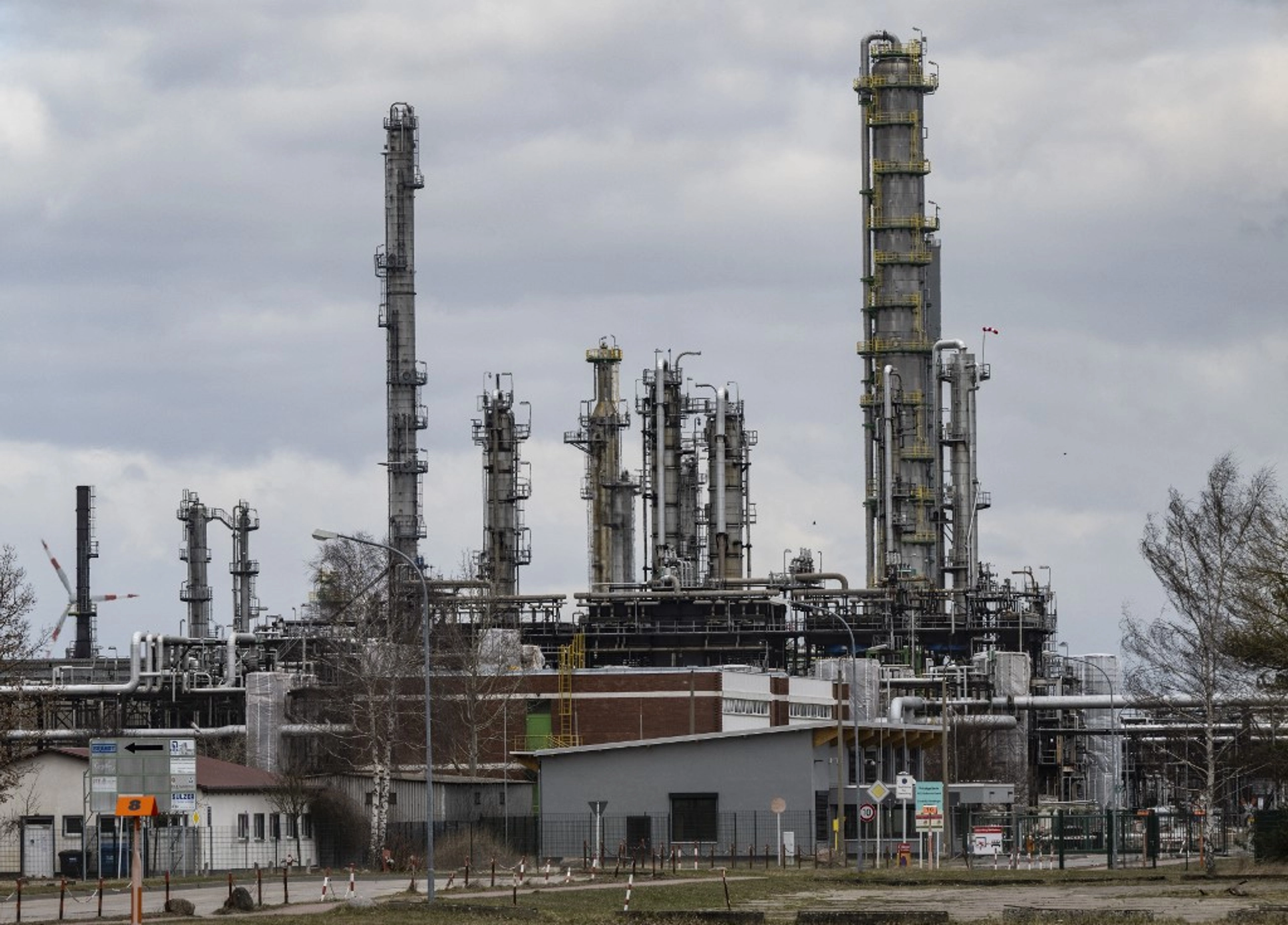 До Словаччини відновили постачання російської нафти через «Дружбу»