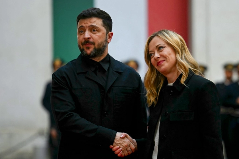 Zelensky Says Ukraine’s Peace Negotiations Advancing in Three Directions