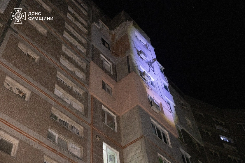 Russian Drone Smashes Into Sumy Apartment Building as Moscow Strikes 2 More Regions