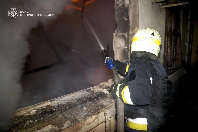 Росіяни масовано обстріляли Дніпропетровщину: є постраждалі