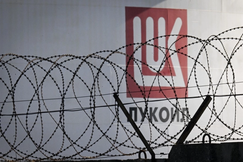 SBU Hits Perm Oil Refinery for Third Time in Russia