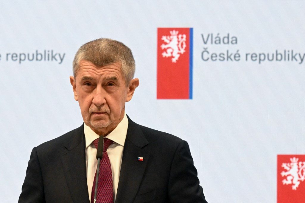 Czech PM Backs Ukraine Ammunition Initiative – But Only if Others Pay