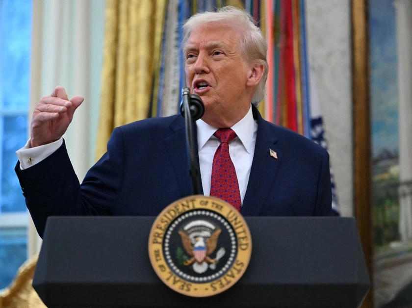 Трамп поговорив телефоном з Путіним, Зеленським та ЄС: що обговорювали