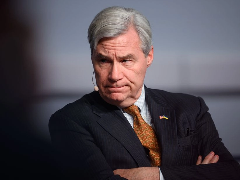 Сенатор США: краще затримувати російські танкери, ніж виловлювати венесуельські
