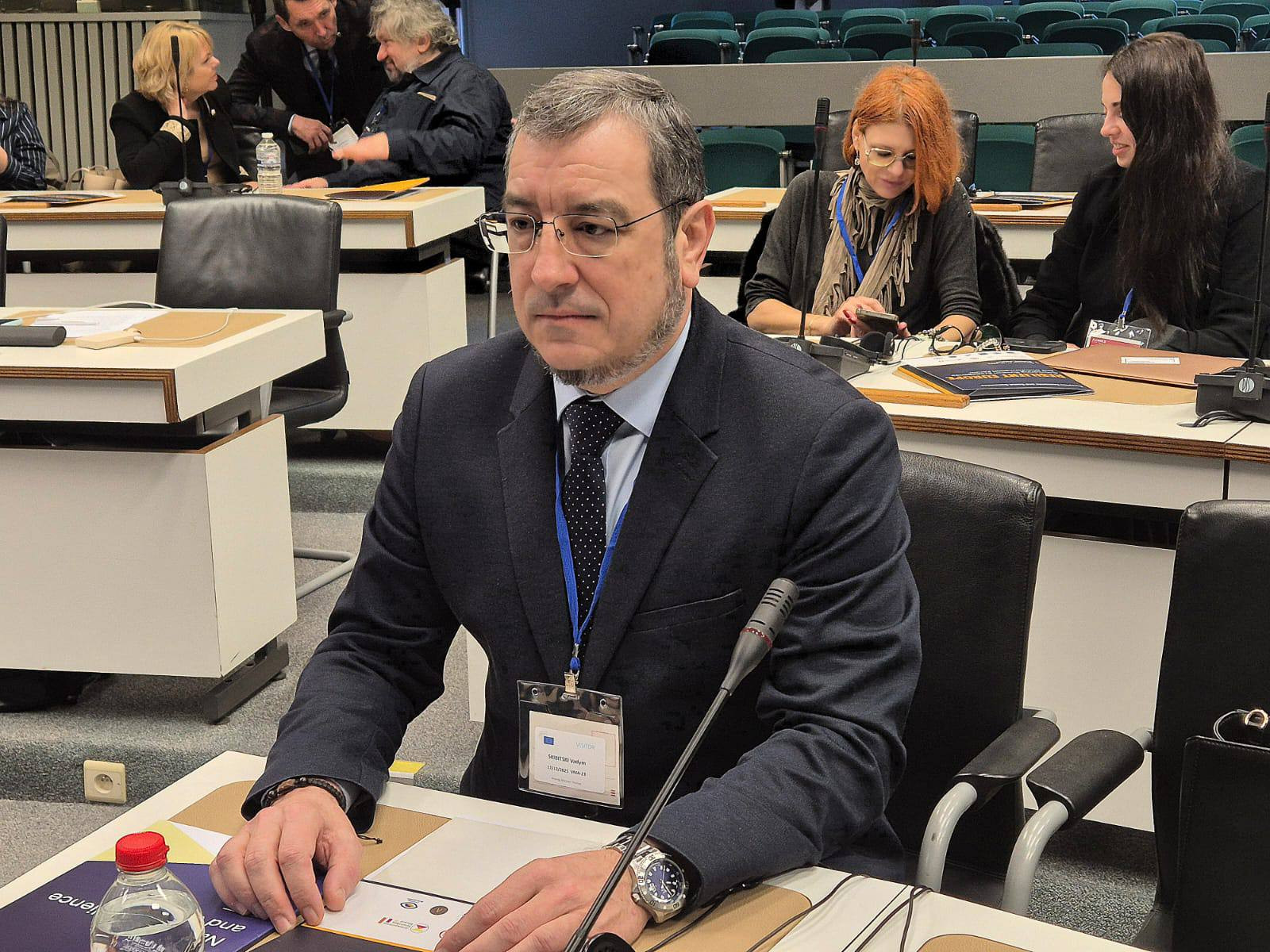 Ukraine: Russia Expands Hybrid War, Seeks Greater Influence in Europe