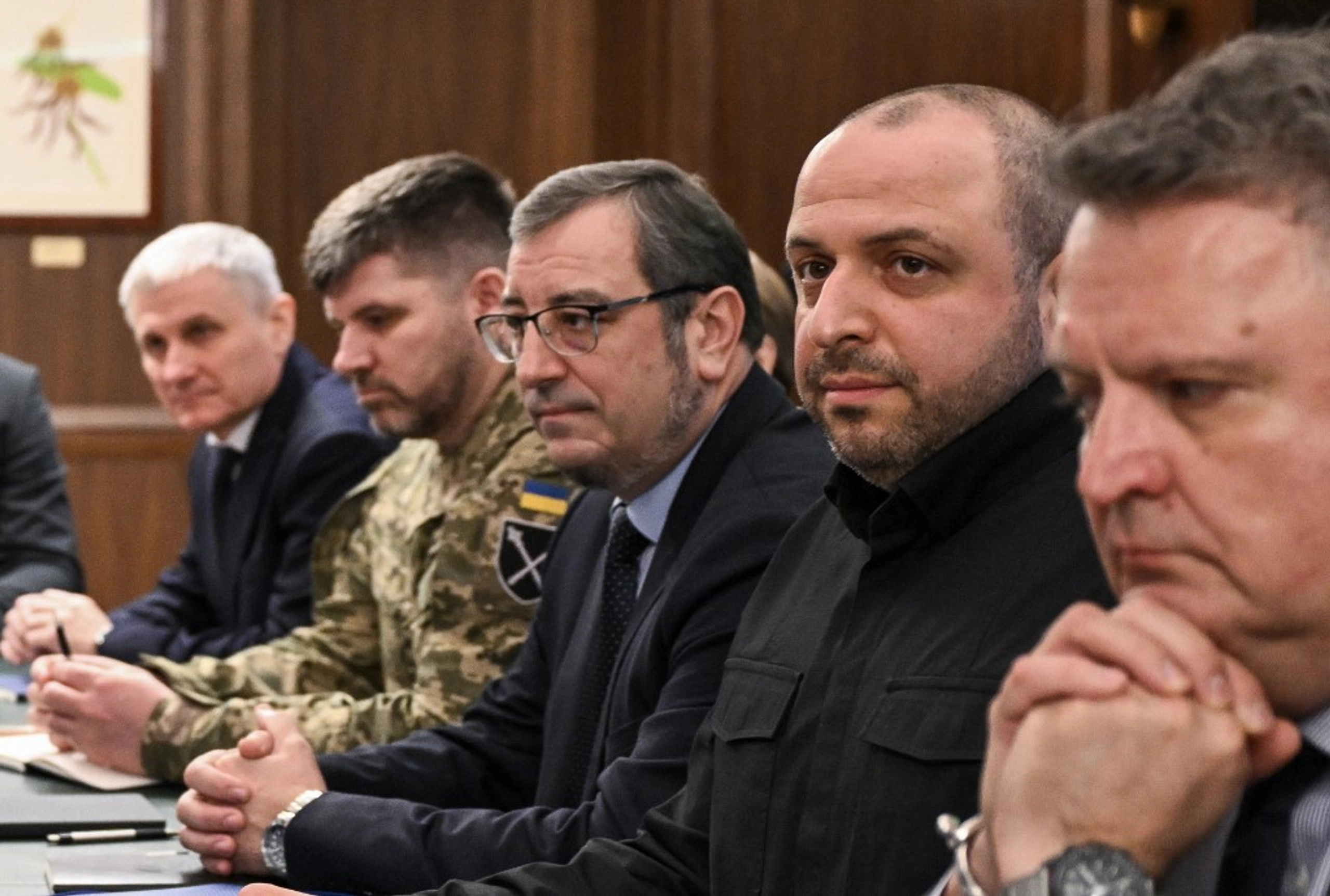 Ukraine Names 10-Member Delegation for Peace Talks With US and Russia