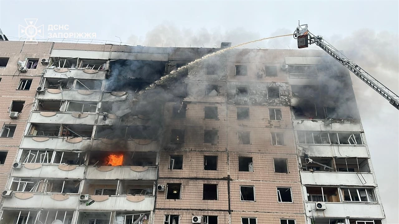 За тиждень РФ запустила майже 1300 дронів та 1200 КАБів, - Зеленський