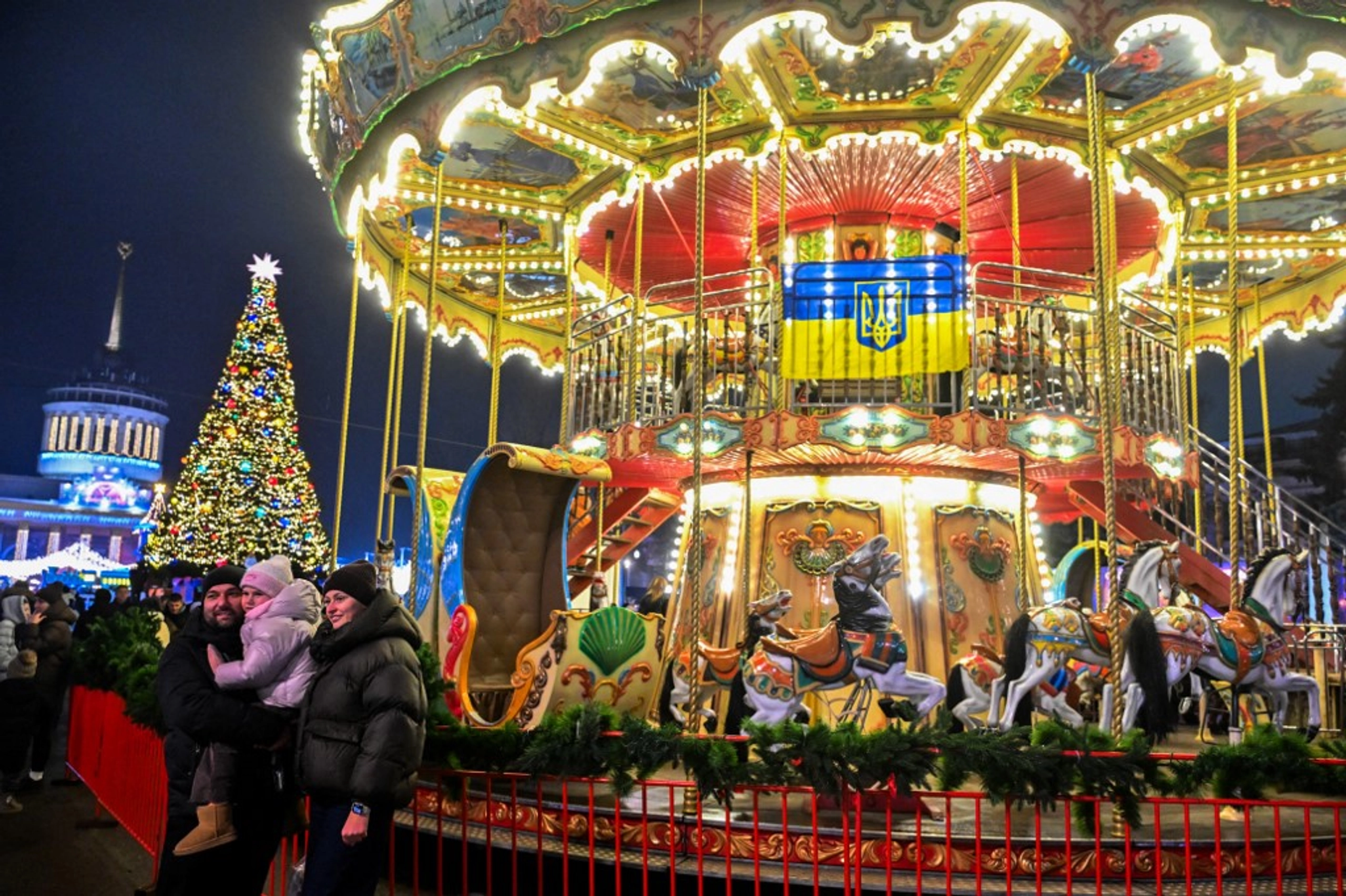 Kyiv’s Wartime Christmas Showcases City’s ‘Split’ Reality