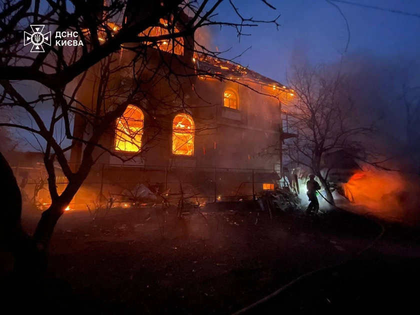 Russian Missile, Drone Attack on Kyiv Leaves 1 Dead, 30 Injured as Poland Scrambles Jets