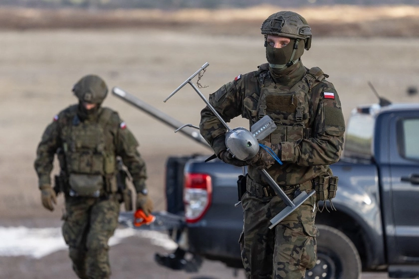Польща першою в ЄС підписала угоду про кредит у межах програми переозброєння SAFE