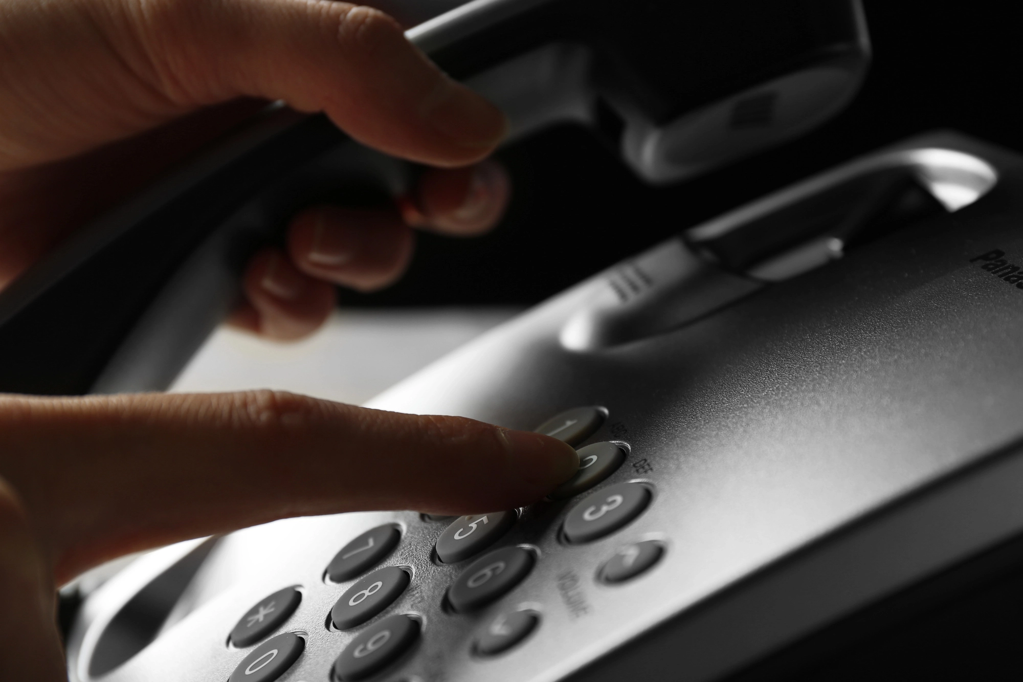 Більшість українців бачать прогрес у боротьбі з корупцією - опитування