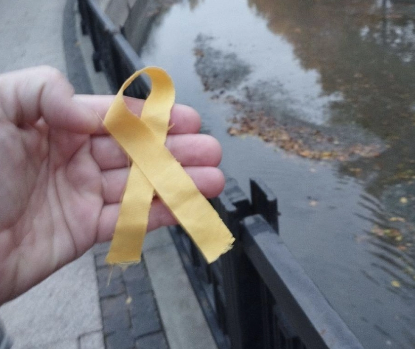 “Жовта стрічка” поширила українські символи в містах окупованому Криму