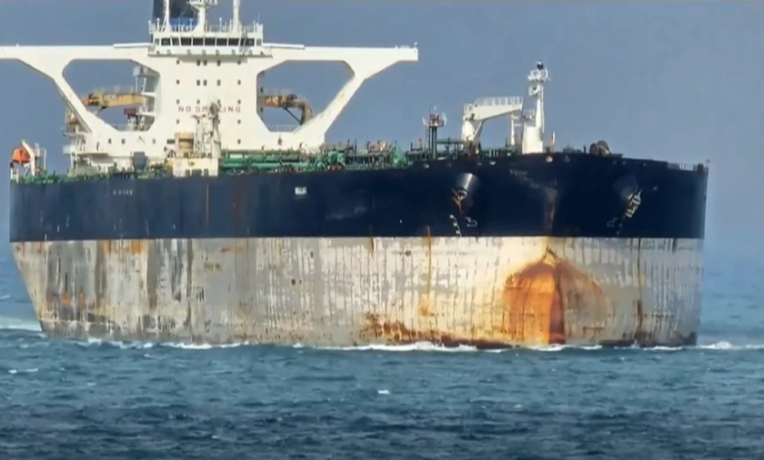 US About to Seize Russian-Flagged Oil Tanker Linked to Venezuela