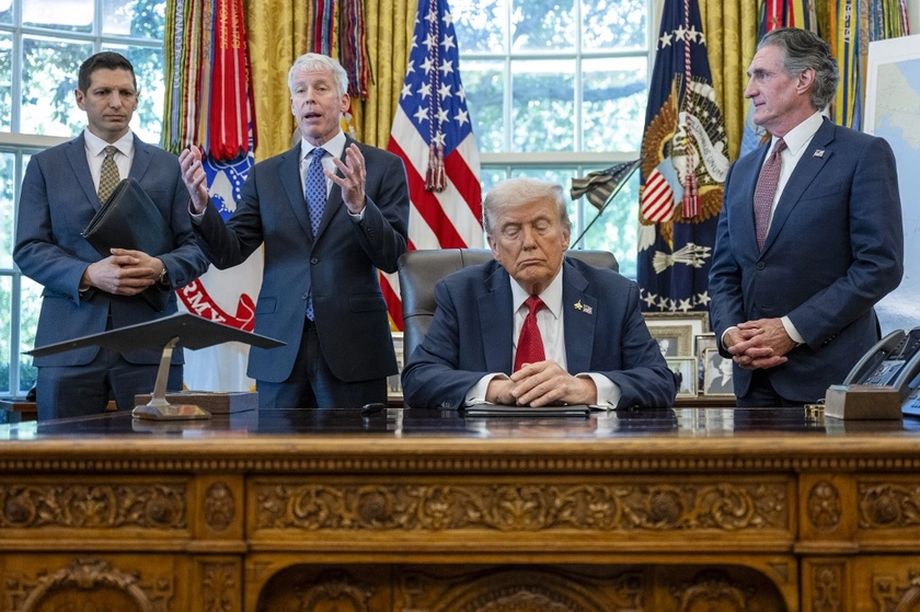 Trump Team Works Up Sweeping Plan to Control Venezuelan Oil for Years to Come