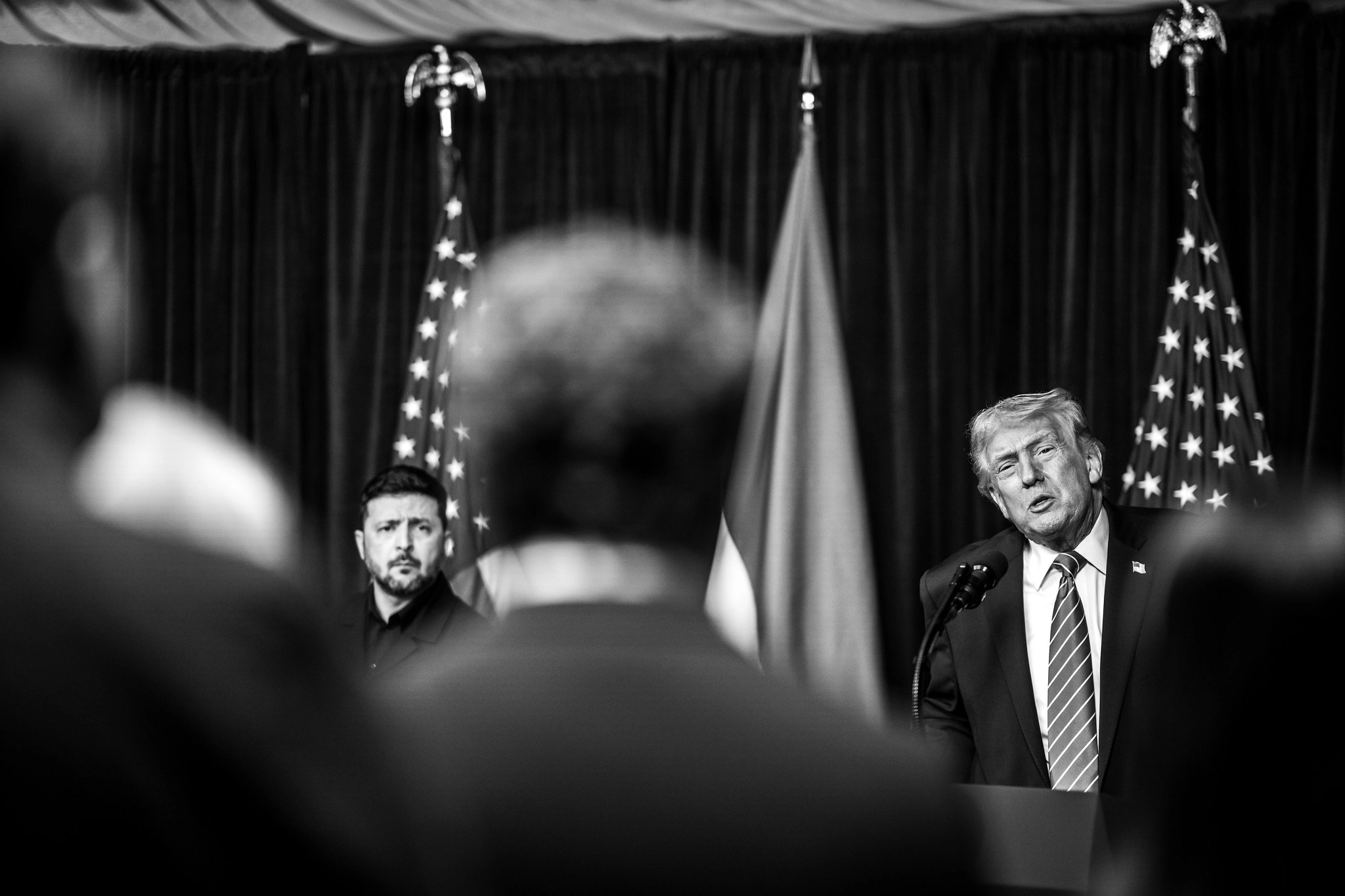 Quiet in Washington, Loud in Kyiv: Behind-the-Scenes Peace Efforts Collide With Kremlin Attacks