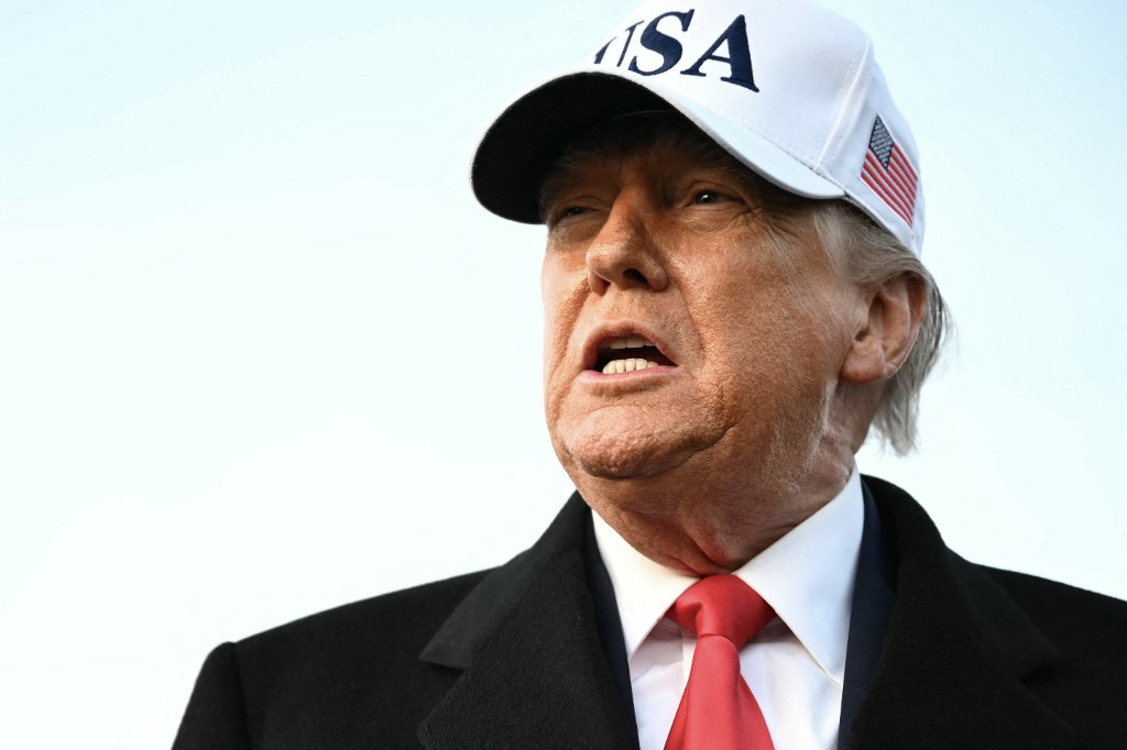 Trump Threatens Tariffs on Countries That Don’t Back Greenland Takeover