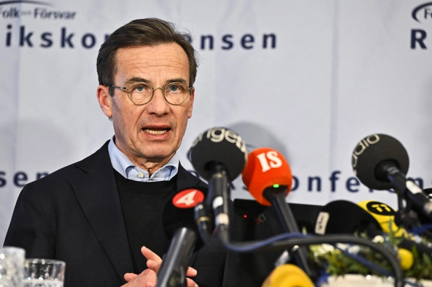 Sweden Sends Military Officers to Greenland Amid Trump’s Escalating Threats