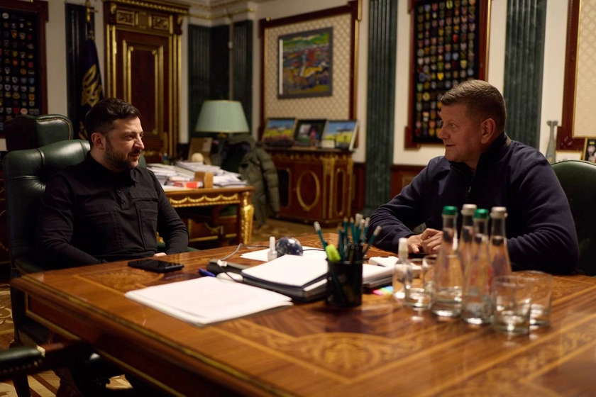 Zelensky Holds Meeting With Zaluzhny on ‘Diplomatic Tasks’