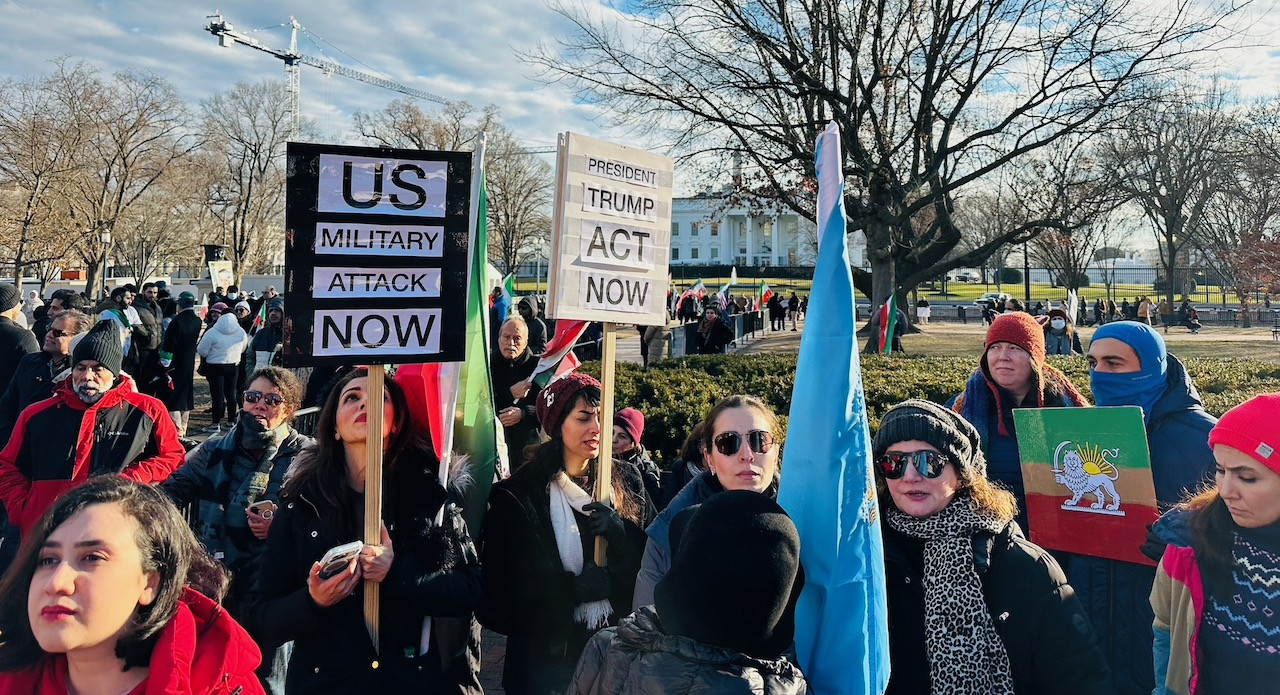 From Washington to Tehran: ‘Ayatollah Must Go’ Says Trump as Iranians Demand Action