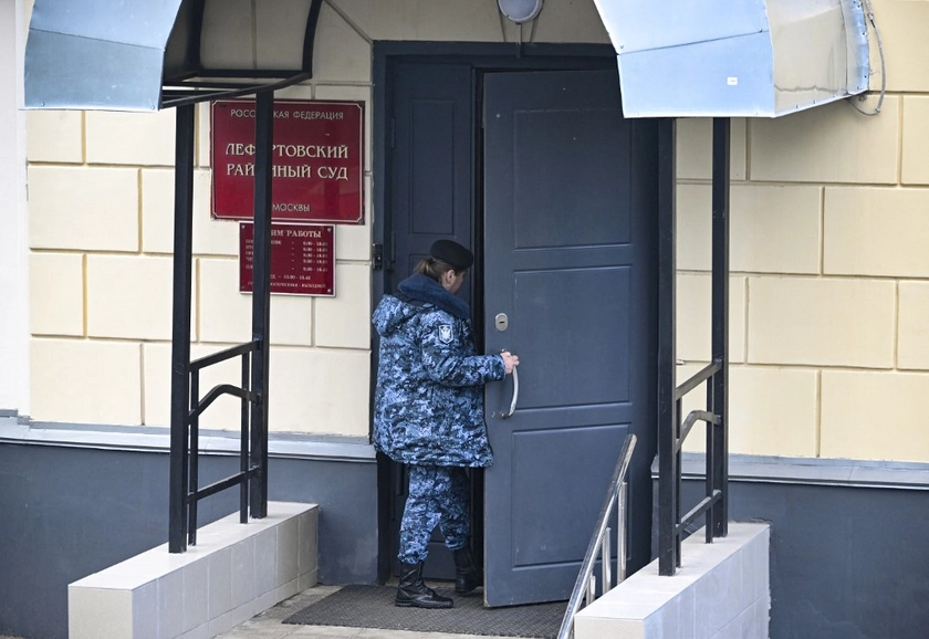 Russia Jails US Man for Five Years For Illegally Transporting Weapons