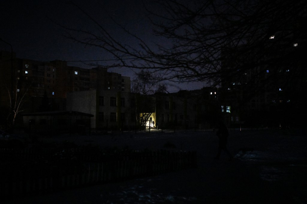 Power Outages Could Last Over 16 Hours a Day Under New Schedules, Ukraine Warns