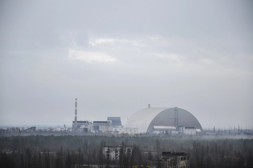 Через обстріли ЧАЕС втратила електропостачання, пошкоджені лінії інших АЕС України