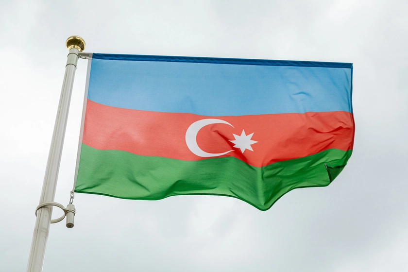 Азербайджан відправив в Україну нову партію енергетичного обладнання